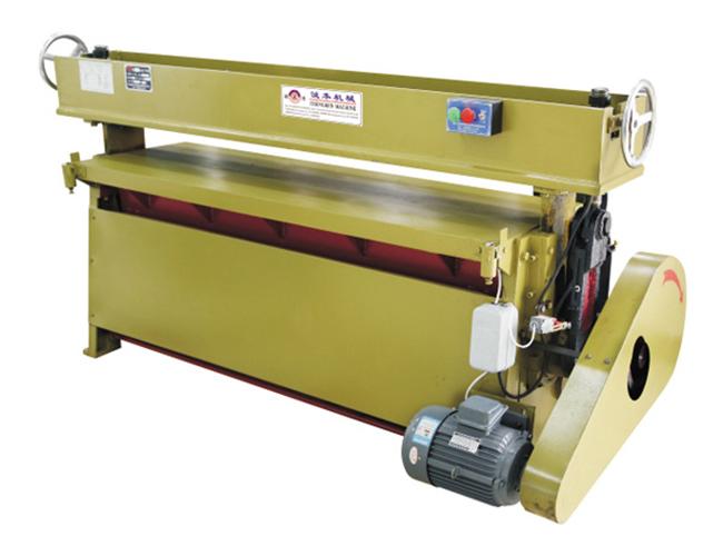 Máy dập khuôn
